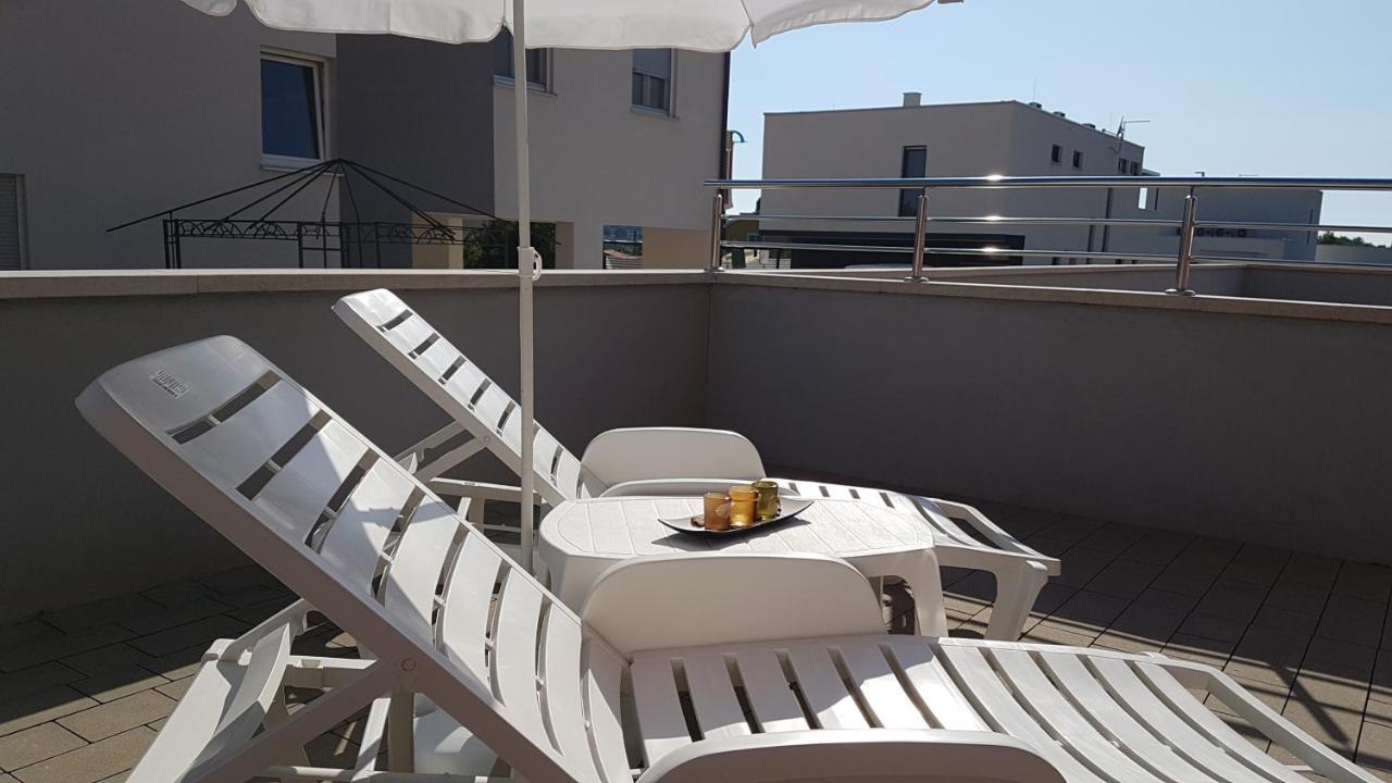 Apartment Orange Brist Pula Luaran gambar