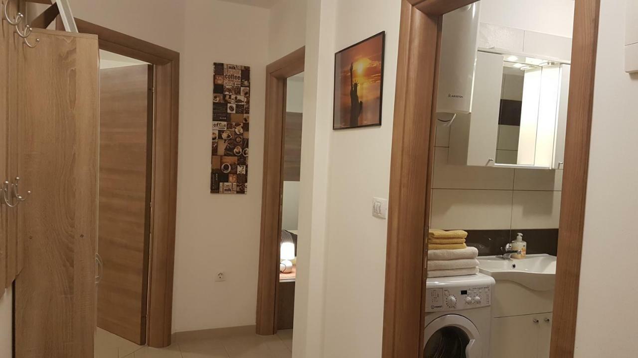 Apartment Orange Brist Pula Luaran gambar